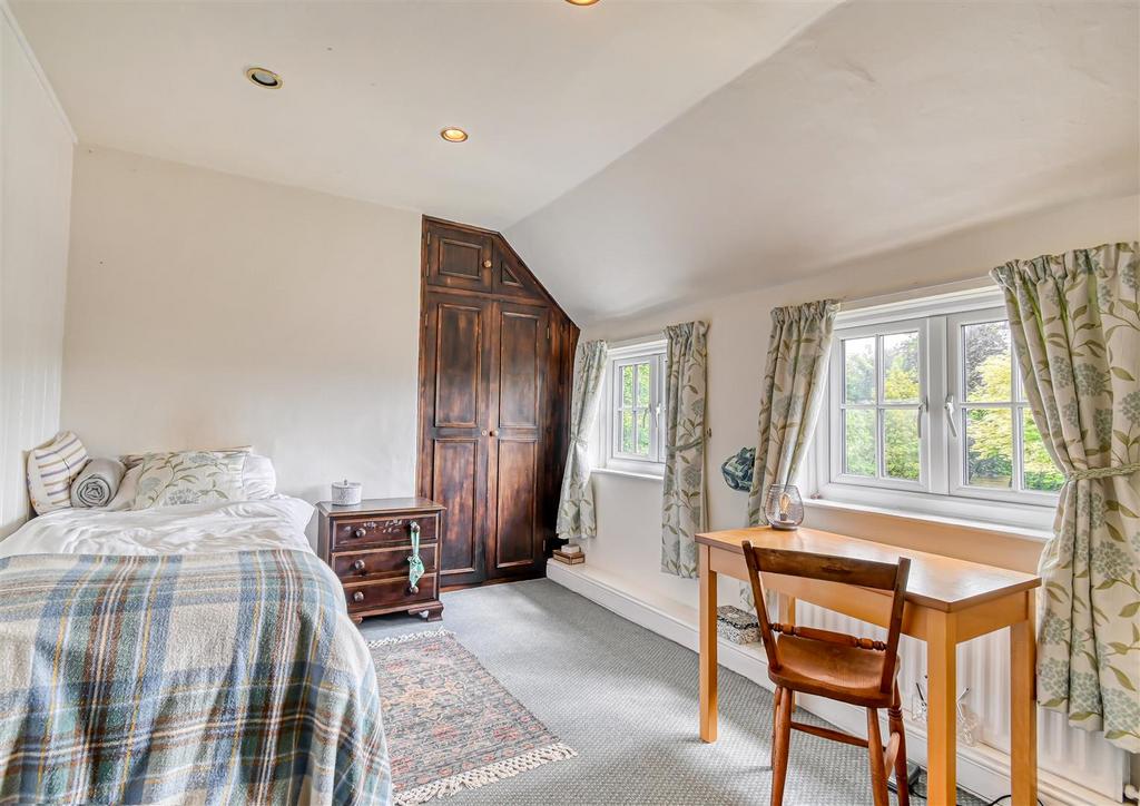Footbridge Cottage-14.jpg