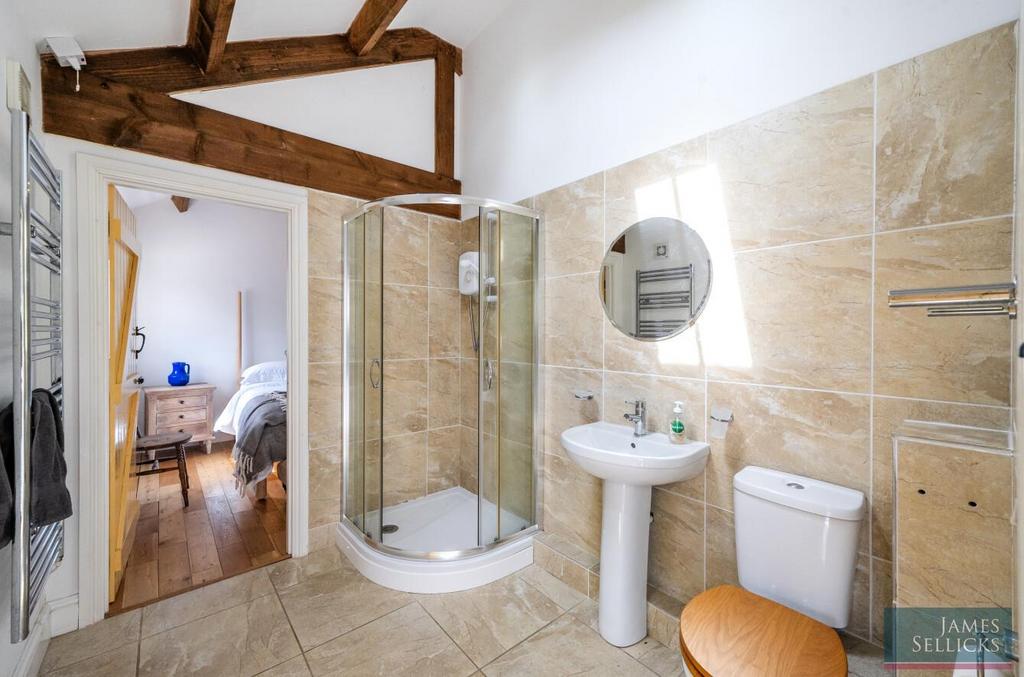 Annexe Shower Room