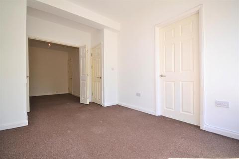 1 bedroom ground floor flat to rent, Upper Glen Road, St Leonards On Sea TN37
