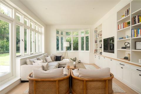 21 Ernle Road, London, SW20 0HH