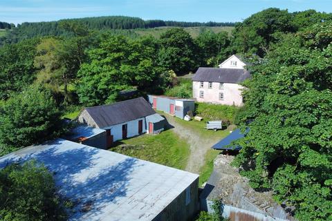 3 bedroom property with land for sale, Dolau Uchaf, Rhydcymerau, Llandeilo