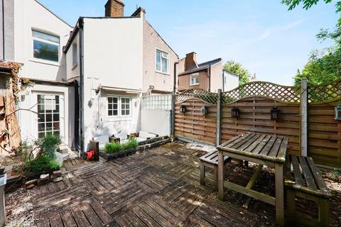 7 Watlington Grove, London, SE26 5RR