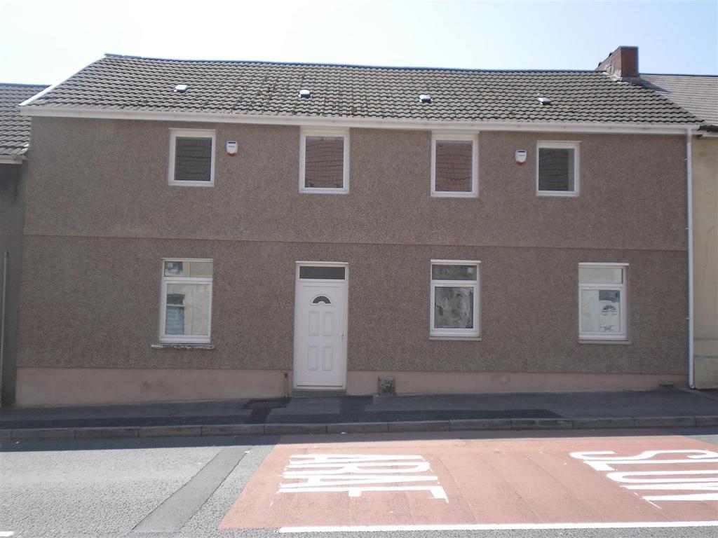 Commercial Road, Taibach 1 bed flat £625 pcm (£144 pw)