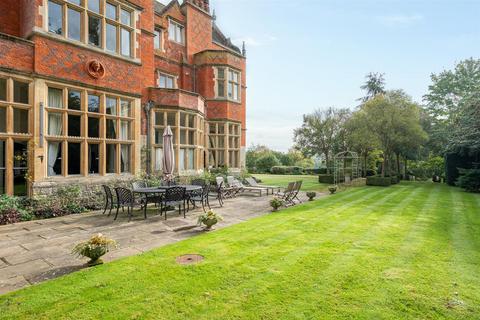 3 bedroom apartment for sale, Goldings Hall, Hertford