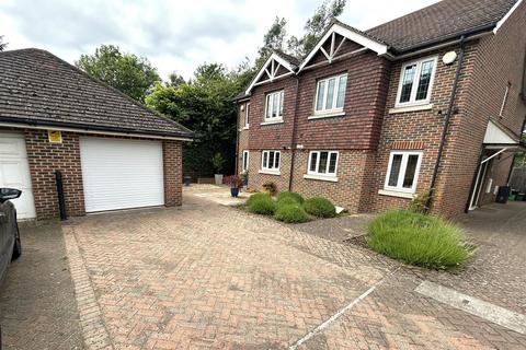 5 Bridgelands Close, Beckenham, BR3 1JU