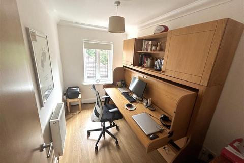 5 Bridgelands Close, Beckenham, BR3 1JU