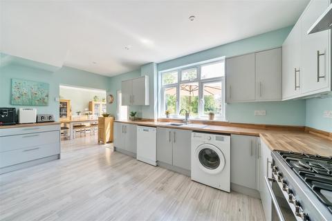 5 bedroom detached house for sale, Kimbolton Road, Bedford