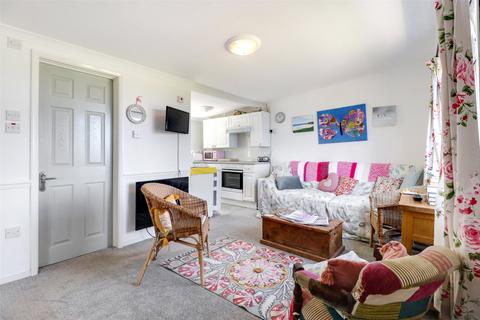 2 bedroom bungalow for sale, Sea Valley, Bucks Cross, Bideford, Devon, EX39