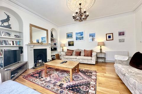 10 Greenclose Road, Ilfracombe, EX34 8BT