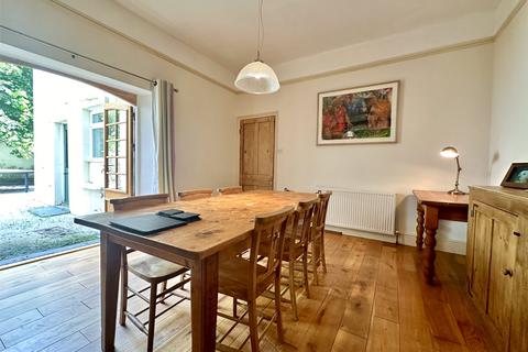 10 Greenclose Road, Ilfracombe, EX34 8BT