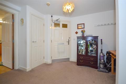 2 bedroom ground floor flat for sale, Whinn Dale, Cecily Close, Normanton WF6