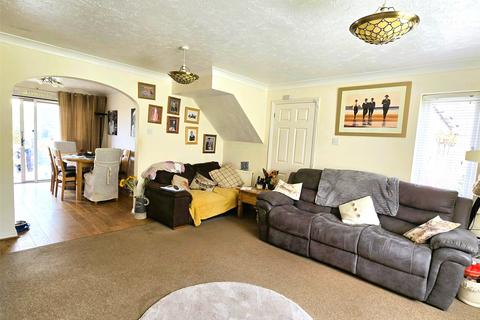 5 bedroom detached house for sale, Kingsmead Drive, Torrington, Devon, EX38