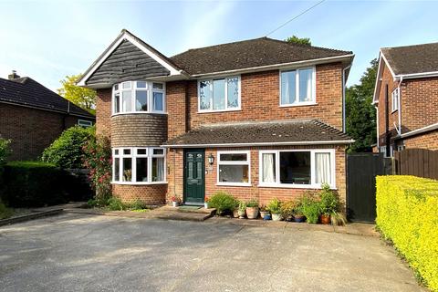 4 bedroom detached house for sale, Borrowdale Avenue, Ipswich, Suffolk, IP4