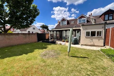 4 bedroom house for sale, Meadway, Ilford