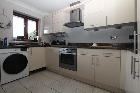 2 bedroom maisonette for sale, Kingsgate Avenue, Broadstairs