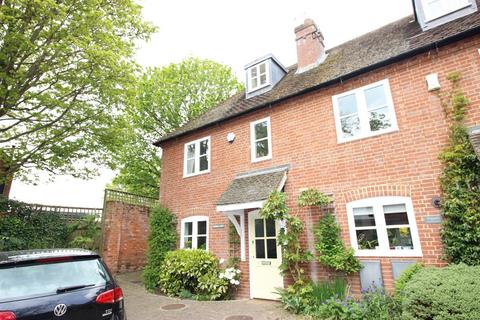 3 bedroom cottage to rent, Alton Road, South Warnborough RG29