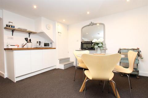 1 bedroom flat to rent, 103 High Street, Bath BA1