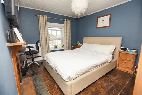 5 Station Road, Templecombe, BA8 0JR