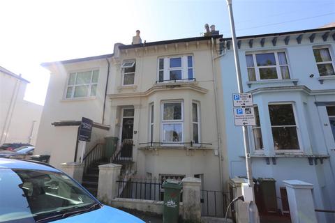2 bedroom flat to rent, Clyde Road, Brighton