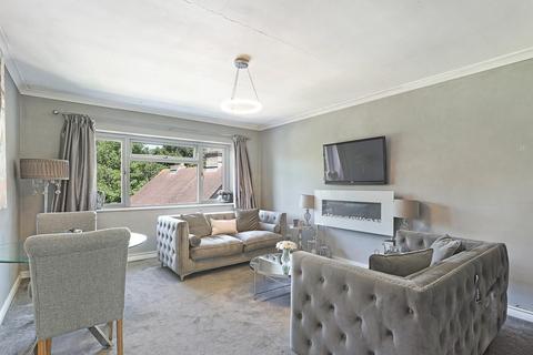 2 bedroom flat for sale, Peterson Court, Loughton IG10