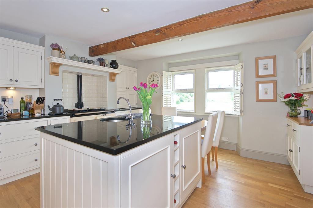 Property Image 7.jpg