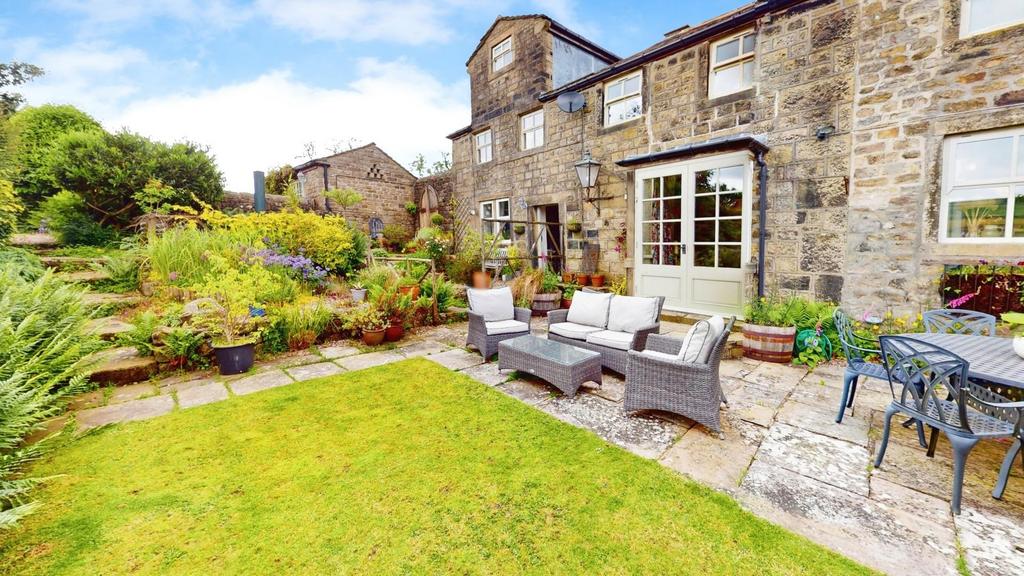 923bb53e-Gill-Top-House-06212024 115647.jpg
