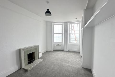 1 bedroom flat to rent, Marine Parade, Brighton