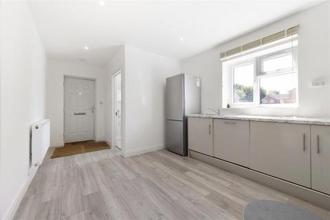 34 Willow Road, New Malden, KT3 3RR