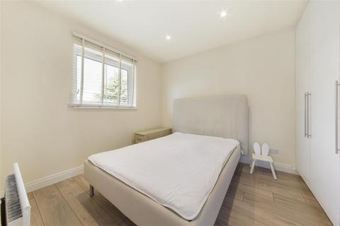 34 Willow Road, New Malden, KT3 3RR