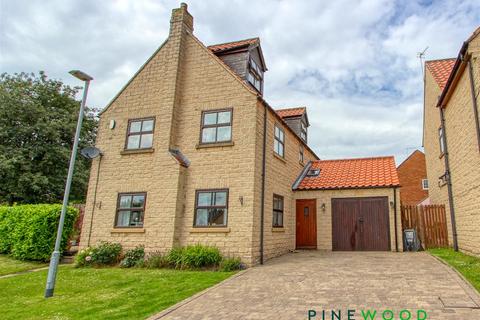 5 bedroom detached house for sale, Farm Court, Mansfield NG20