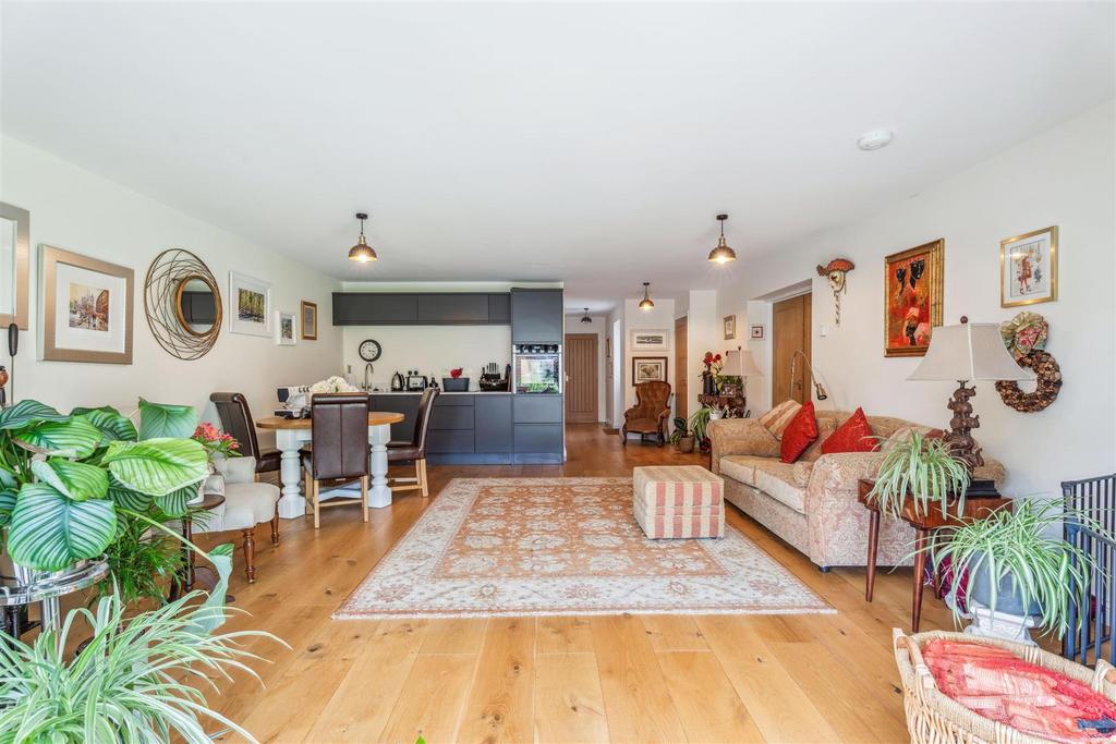 Annexe Living Room/Kitchen