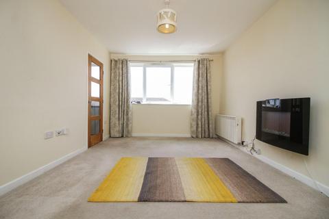 2 bedroom flat for sale, Conifer Court, Newcastle Upon Tyne