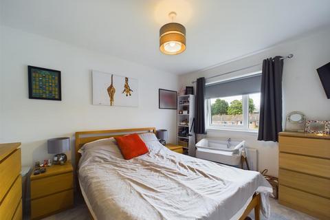 6 Hulbert Court, Perth, PH1 2AR
