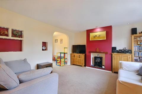 3 bedroom semi-detached house for sale, Lakeside Crescent, Sawley