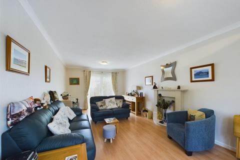 98 Allison Crescent, Perth, PH1 2UN