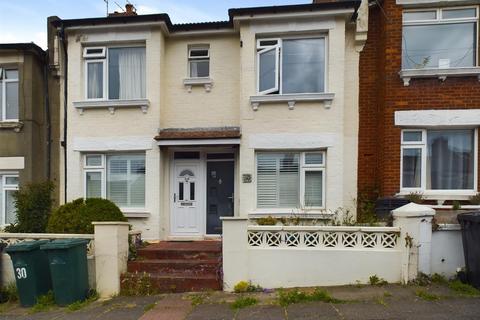 2 bedroom flat to rent, Milner Road, Brighton