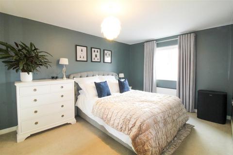 16 Edgar Drive, Thirsk, YO7 1TY