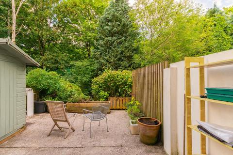 24 Cotswold Road, Bristol, BS3 4NT