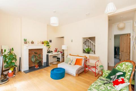 24 Cotswold Road, Bristol, BS3 4NT
