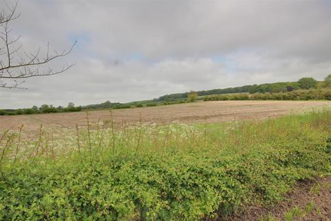 3 bedroom detached bungalow for sale, The Stray, South Cave HU15