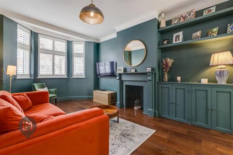 44 Stuart Road, London, SW19 8DH