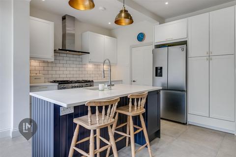 44 Stuart Road, London, SW19 8DH