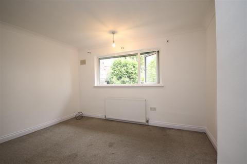 2 bedroom maisonette for sale, Shaftesbury Lane, Dartford