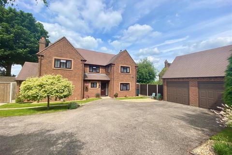 5 bedroom detached house for sale, 1 Vicarage Court, Off The Common, Bayston Hill, Shrewsbury, SY3 0BY
