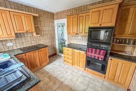 4 bedroom detached bungalow for sale, Off Weston Avenue, Oswestry
