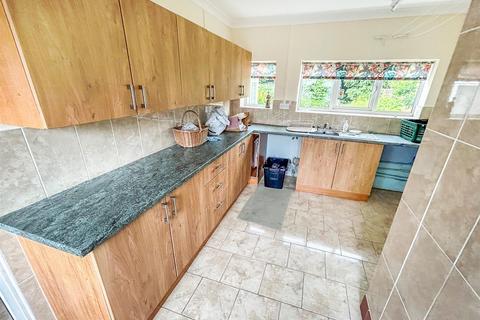4 bedroom detached bungalow for sale, Off Weston Avenue, Oswestry