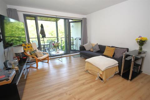 2 bedroom flat for sale, Samuels Crescent, Whitchurch, Cardiff