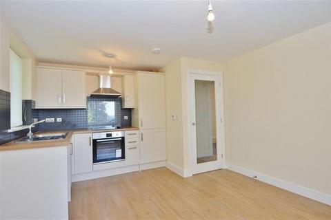 2 bedroom flat to rent, The Lodge, New Penkridge Road