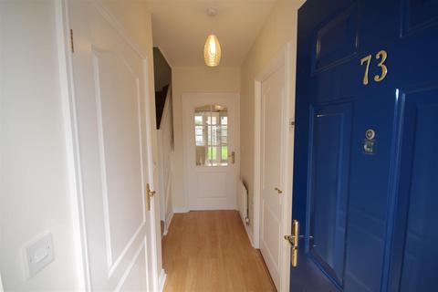 2 bedroom detached house to rent, Gilbert Way, Canterbury