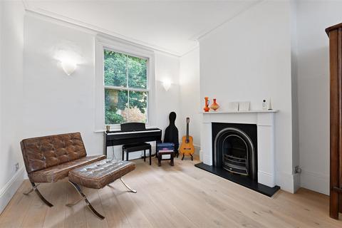 4 bedroom terraced house for sale, Minford Gardens, London W14